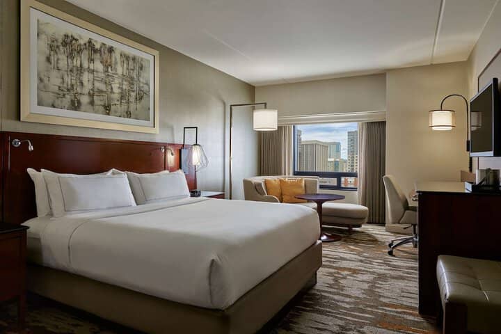 Room 47 of 151