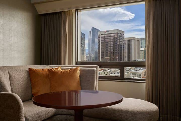 Room 50 of 151