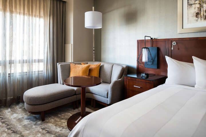 Room 44 of 151